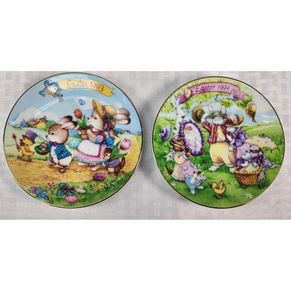 Vintage Avon 5" Easter Collector Plates 1993 & 1994 Bunny Rabbit Set (2)